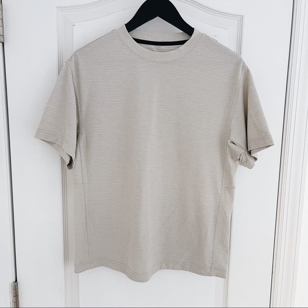 Lululemon Relaxed Fit Training T Shirt